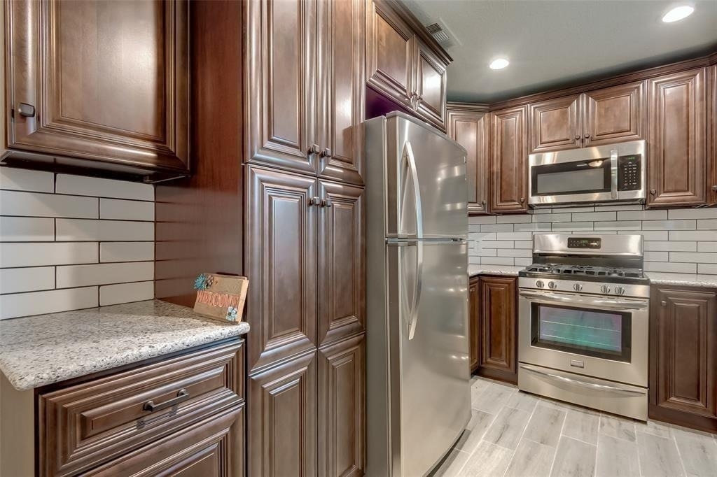 11911 24th Street - Photo 11