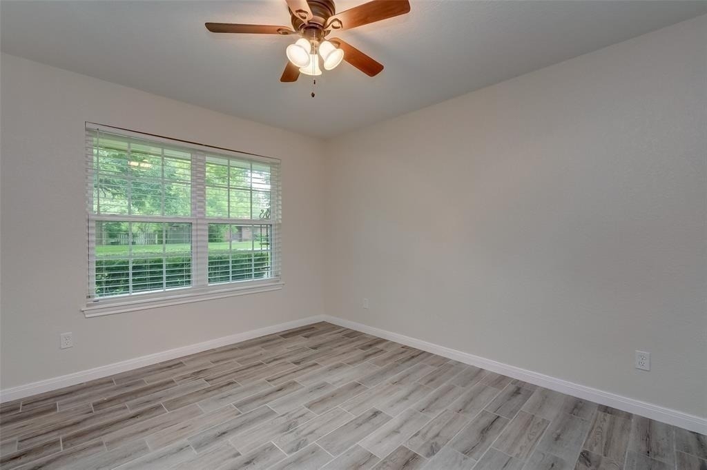 11911 24th Street - Photo 4