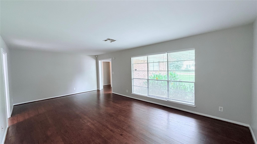 11119 Atwell Drive - Photo 3