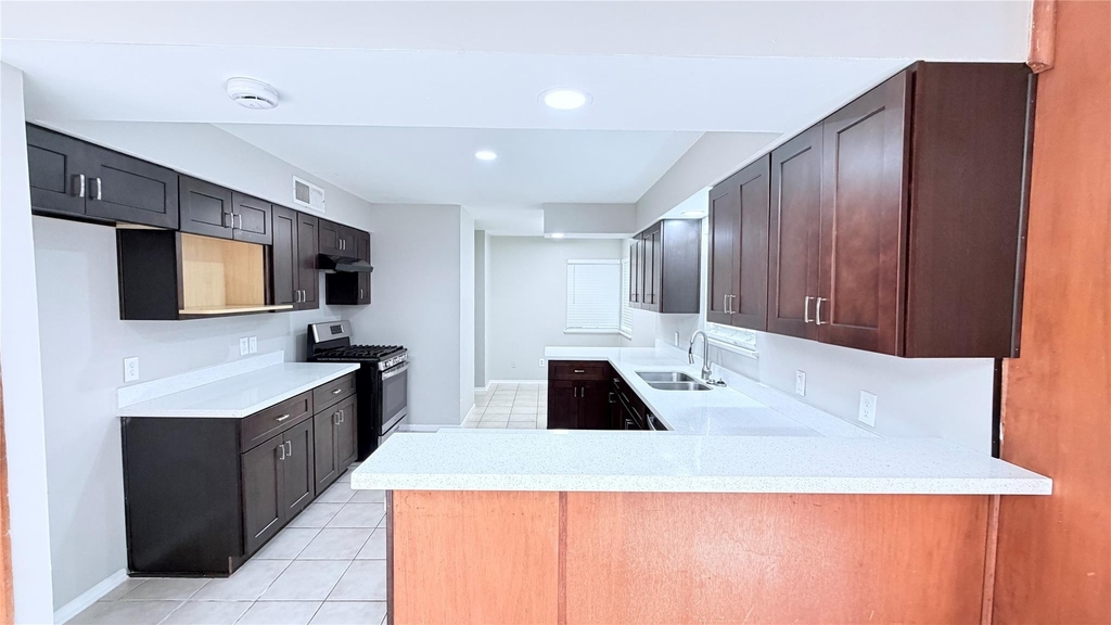 11119 Atwell Drive - Photo 6