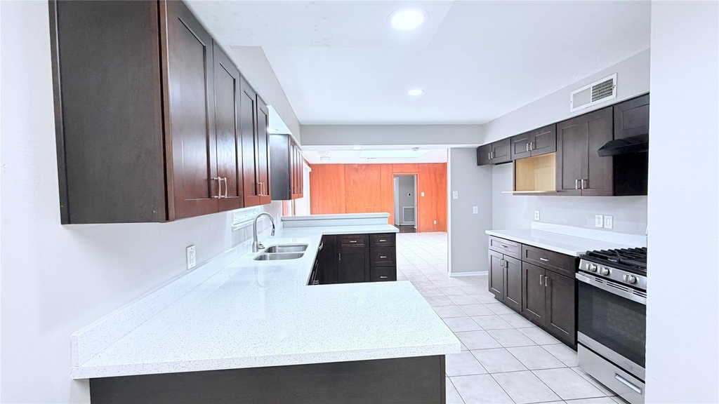 11119 Atwell Drive - Photo 10