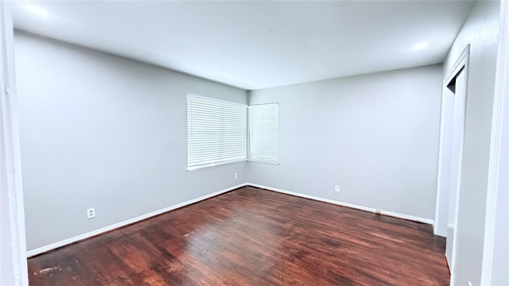 11119 Atwell Drive - Photo 16