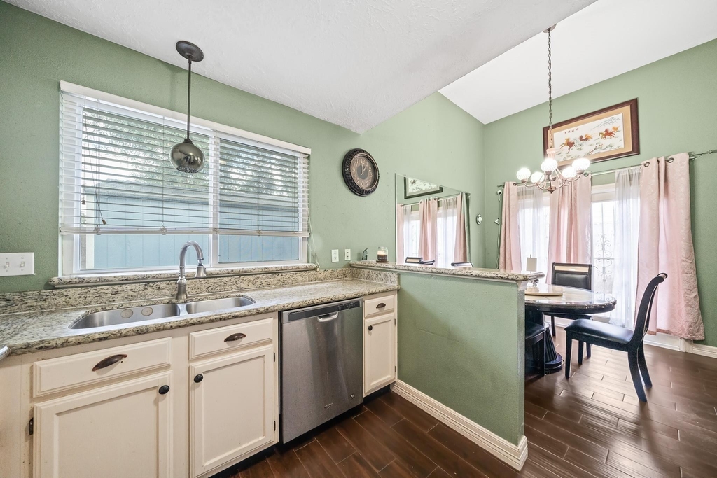 16170 Golden Sands Drive - Photo 9