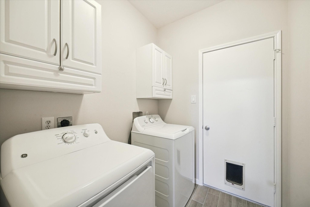 22035 Holly Branch Drive - Photo 8