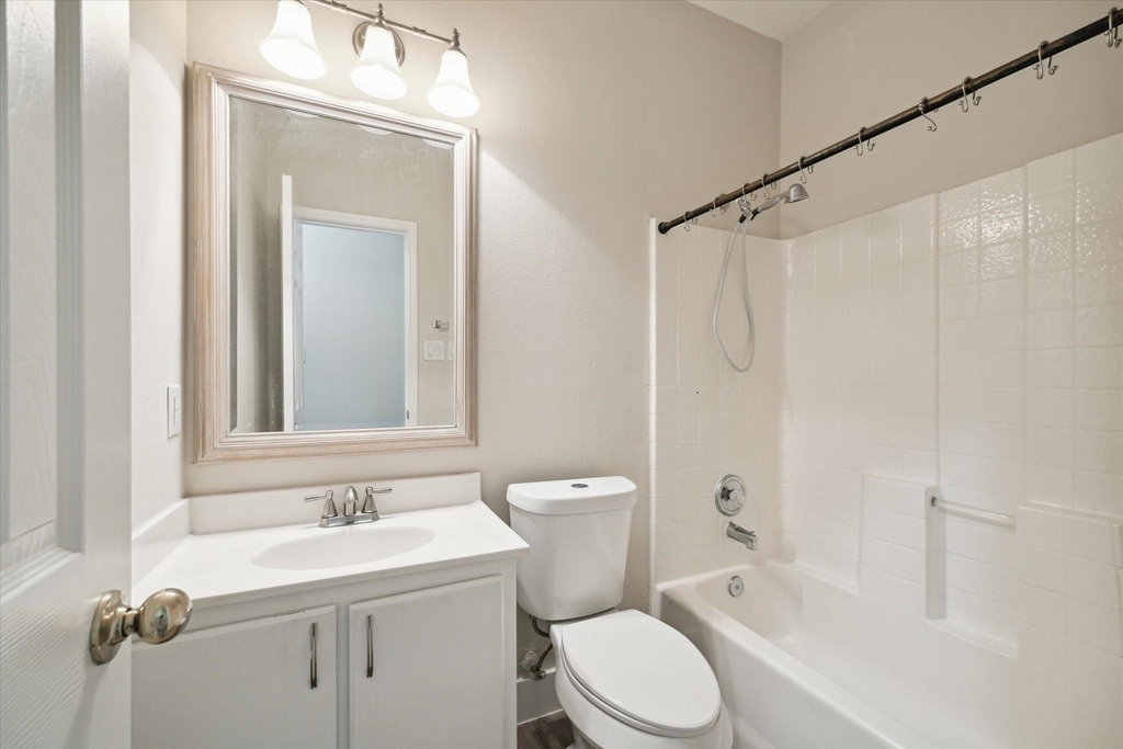 22035 Holly Branch Drive - Photo 7