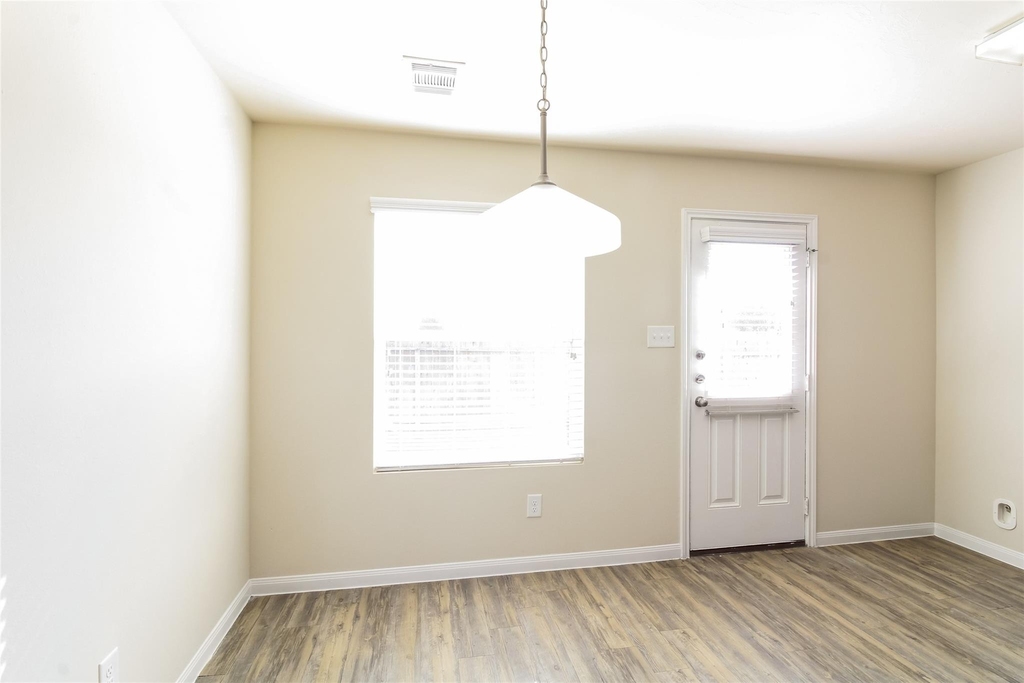 11911 Pia Drive - Photo 3