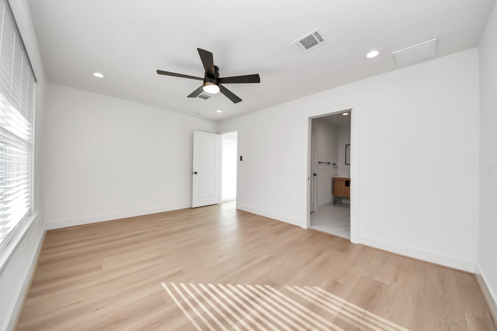9261 Autauga Street - Photo 10