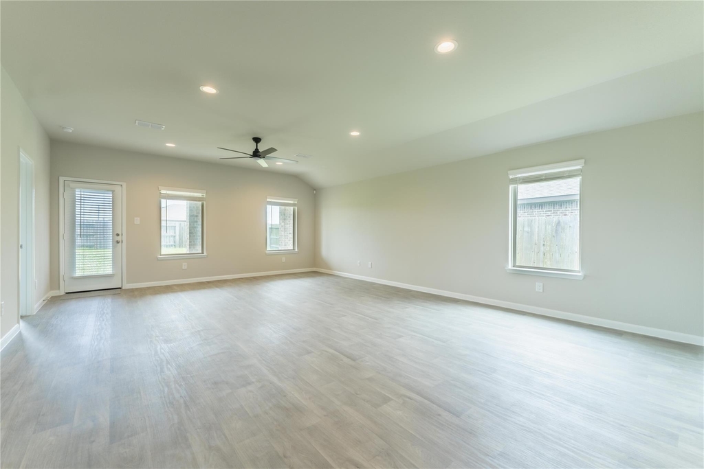 1503 Custer Ridge Court - Photo 7