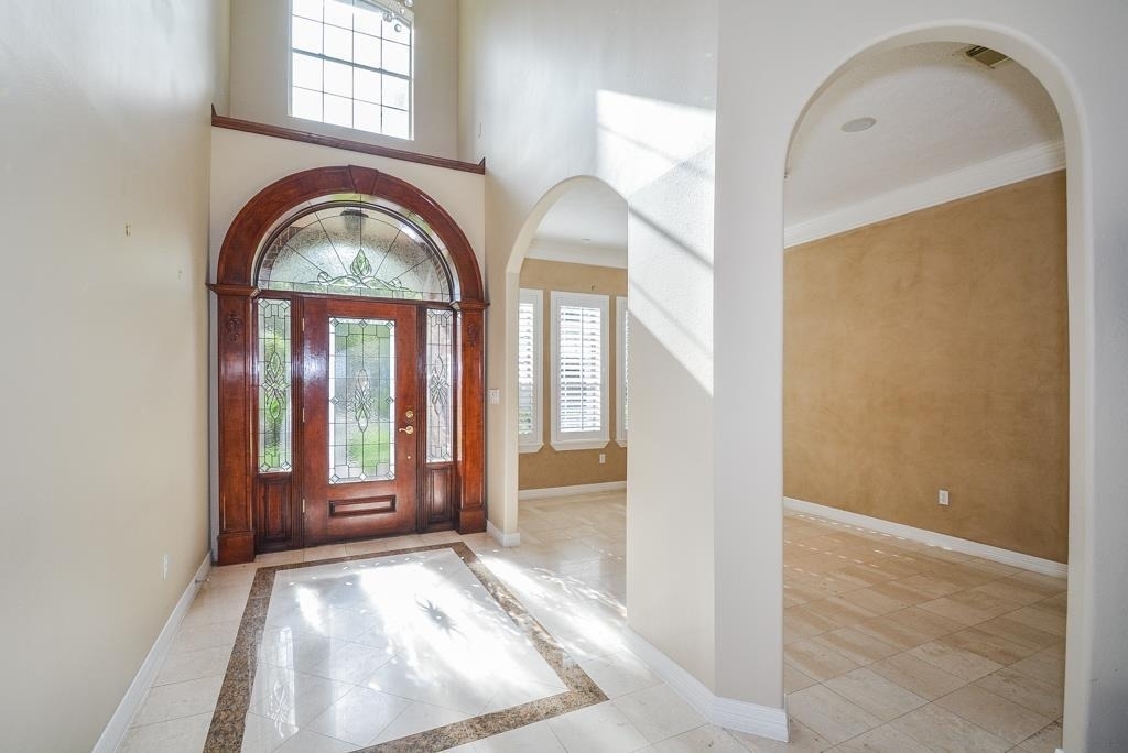 2326 Walnut Bend Lane - Photo 4