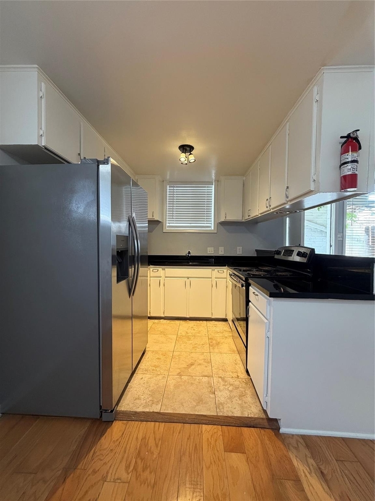5123 Del Monte Drive - Photo 3