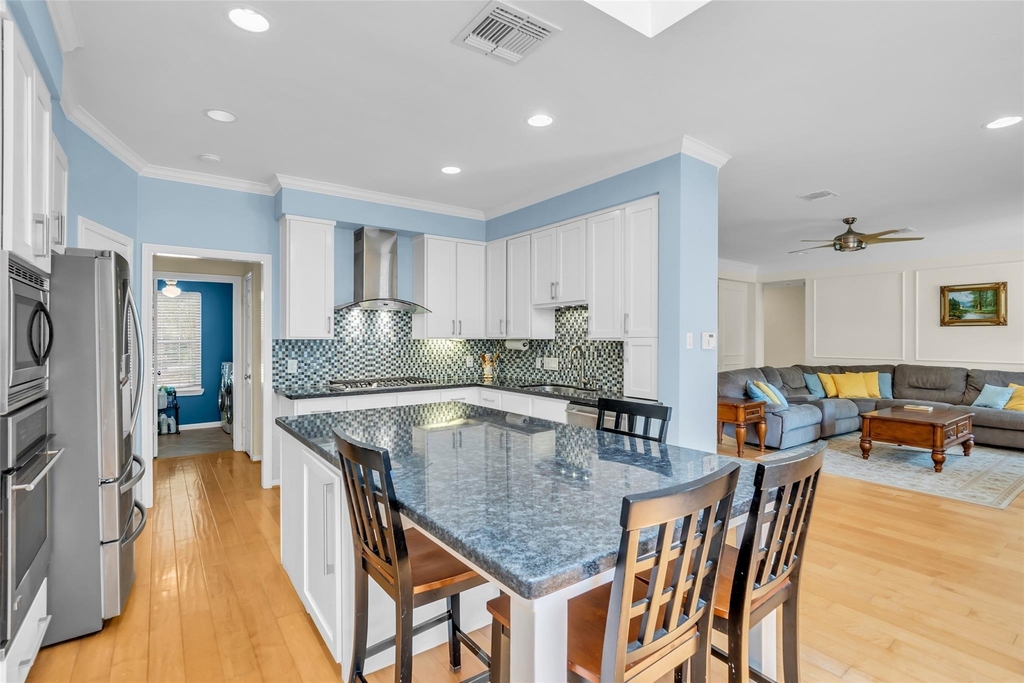 98 Winding Creek Place - Photo 4