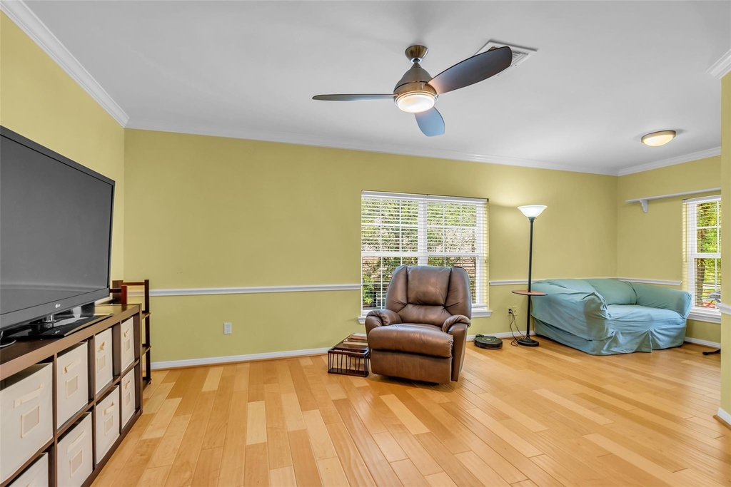 98 Winding Creek Place - Photo 10