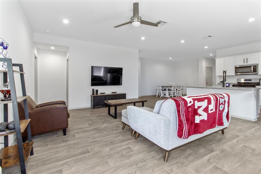 6685 Riplee Street - Photo 12