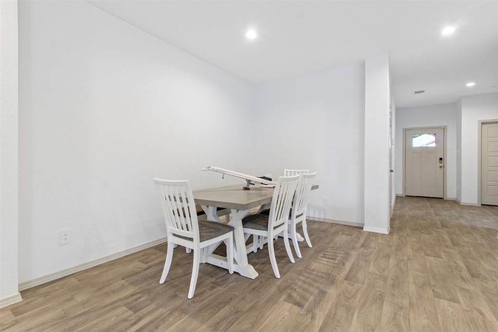 6685 Riplee Street - Photo 7