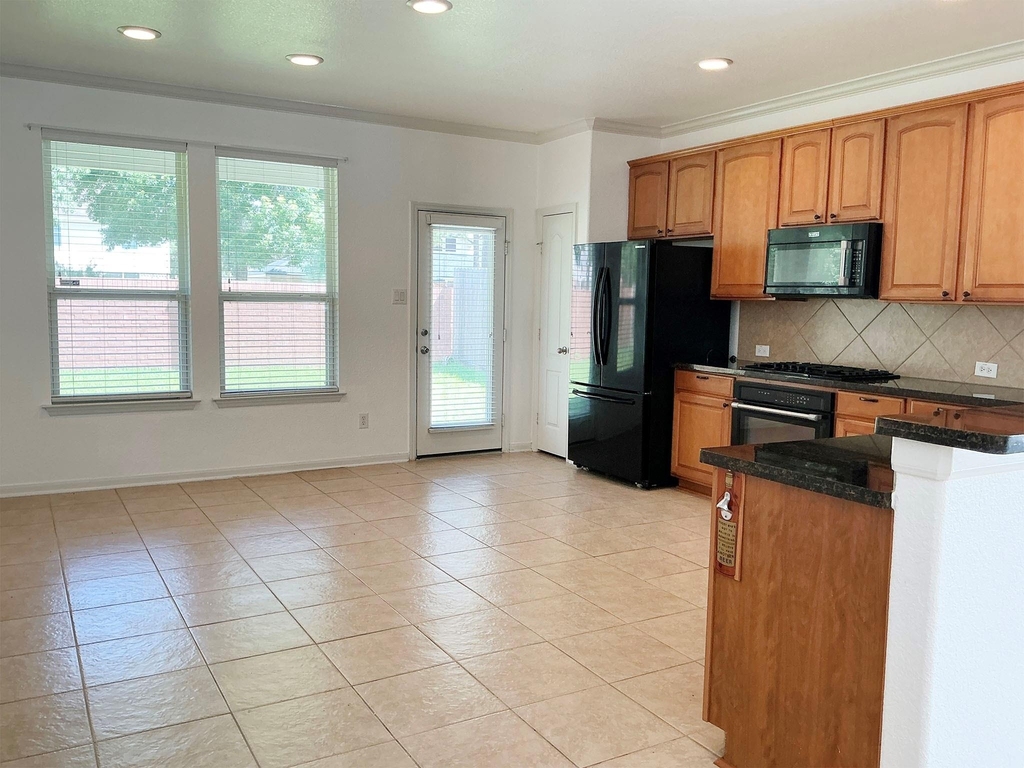 4435 Wellington Grove Lane - Photo 8