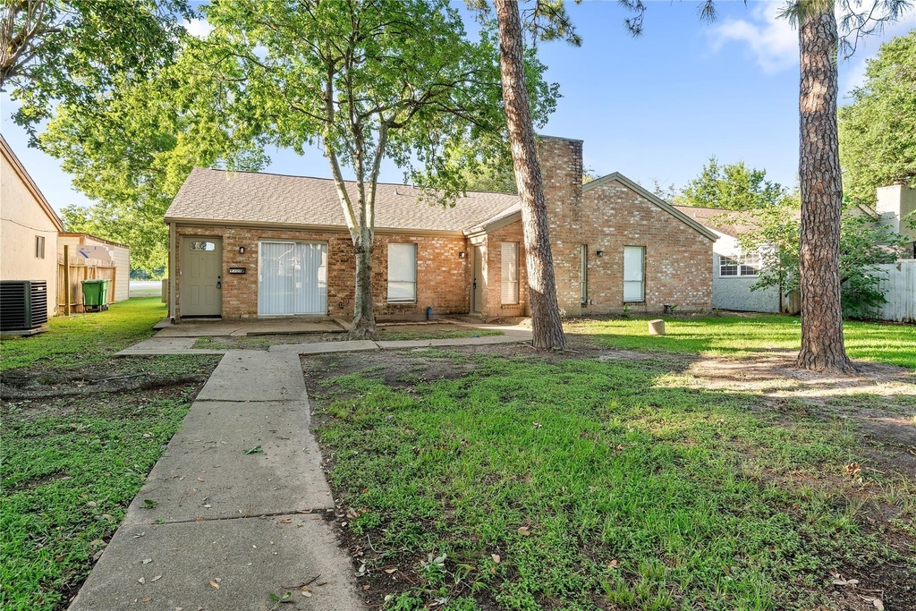 9306 Tooley Drive - Photo 1