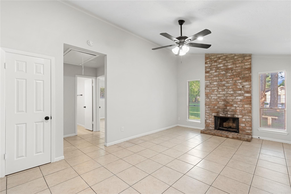 9306 Tooley Drive - Photo 5