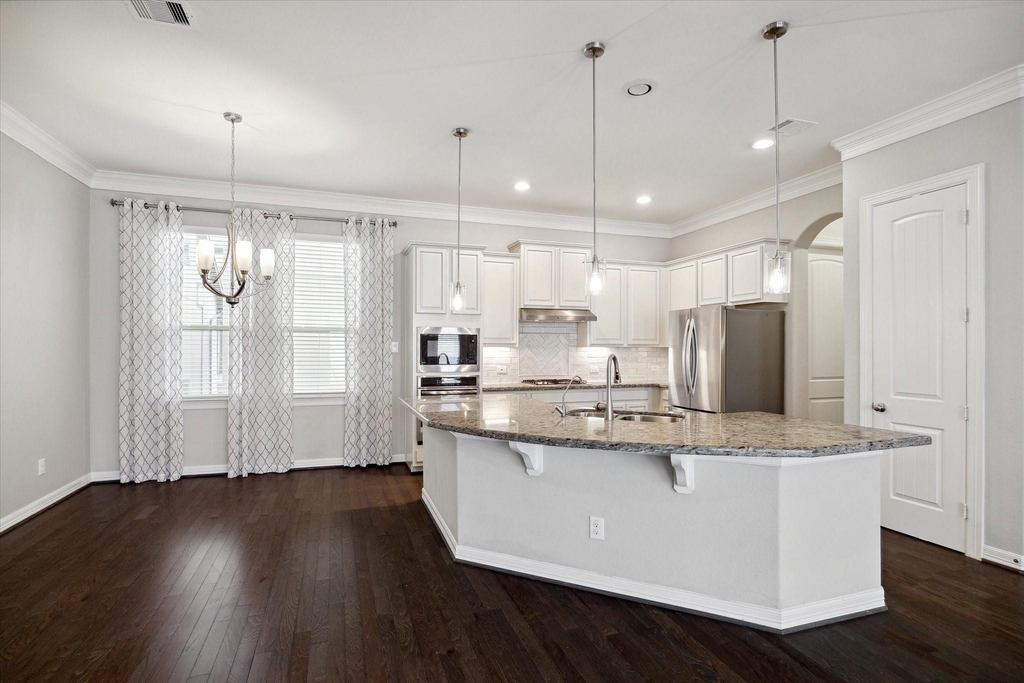 430 N Live Oak Street - Photo 9