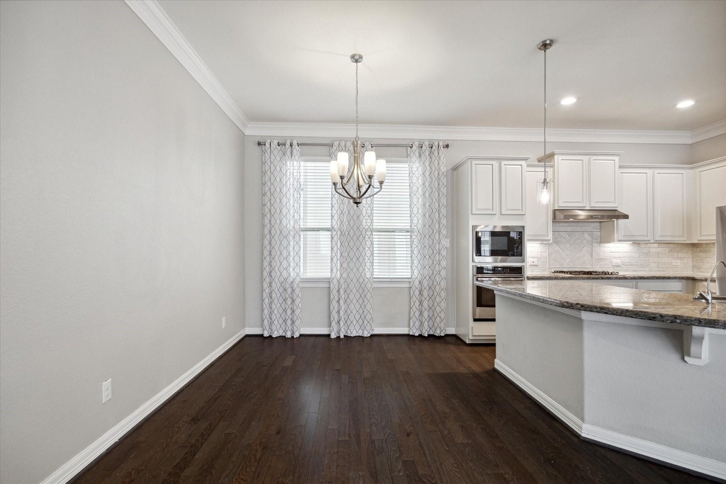 430 N Live Oak Street - Photo 6