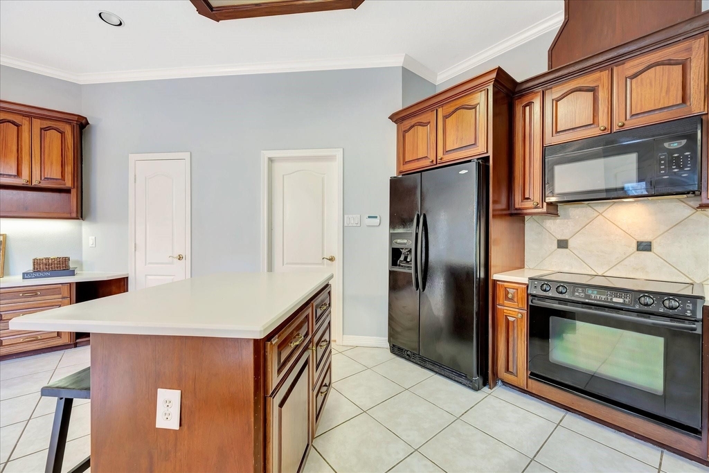 2421 Baycrest Drive - Photo 15