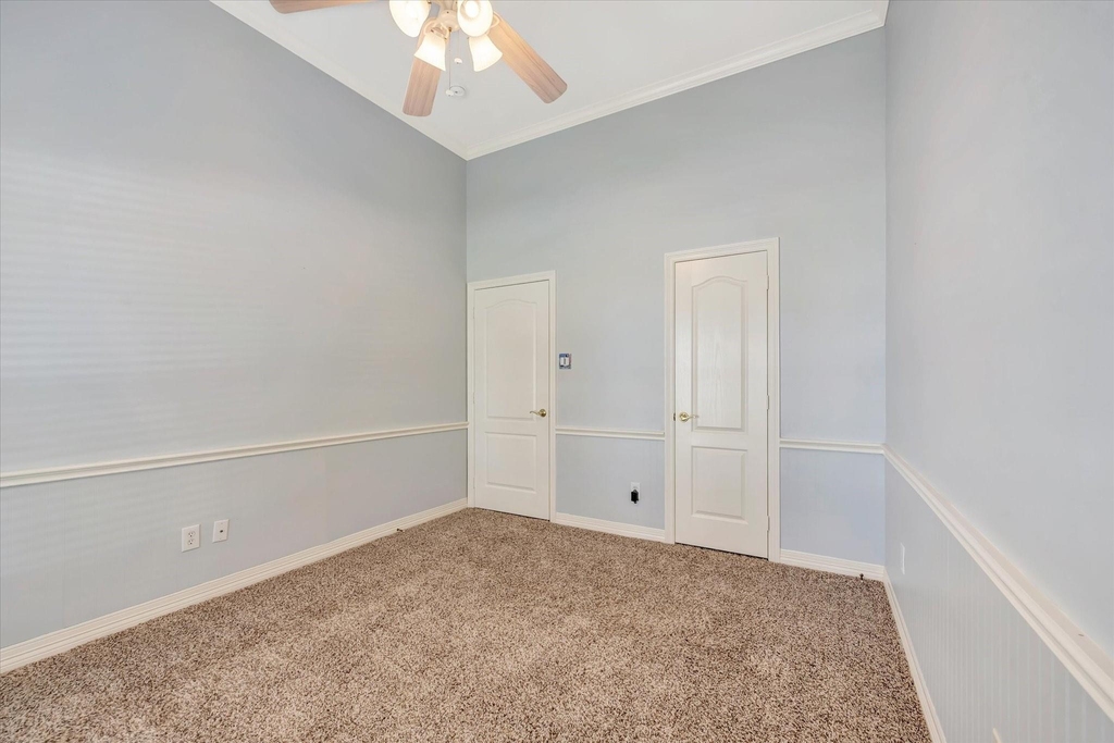 2421 Baycrest Drive - Photo 28