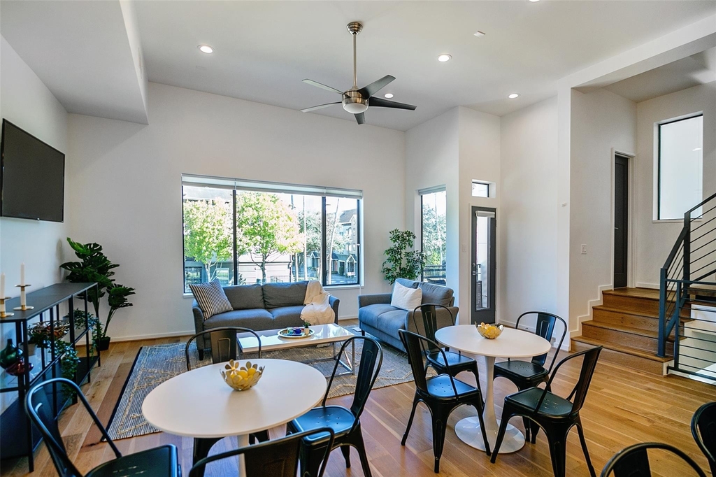 511 Memorial Heights Drive - Photo 13