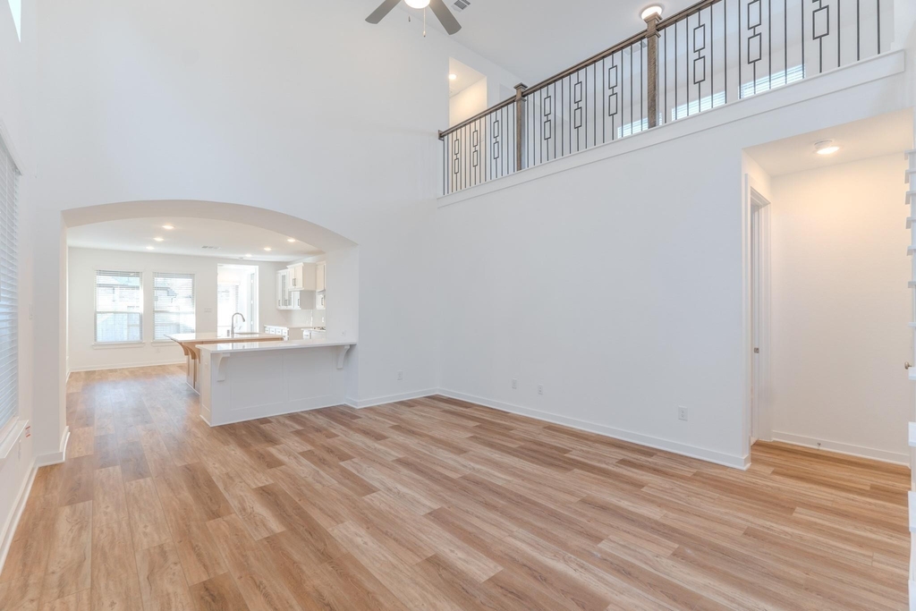 7342 Lake Arrowhead Lane - Photo 3