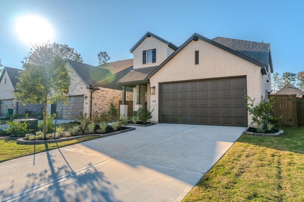 7342 Lake Arrowhead Lane - Photo 2