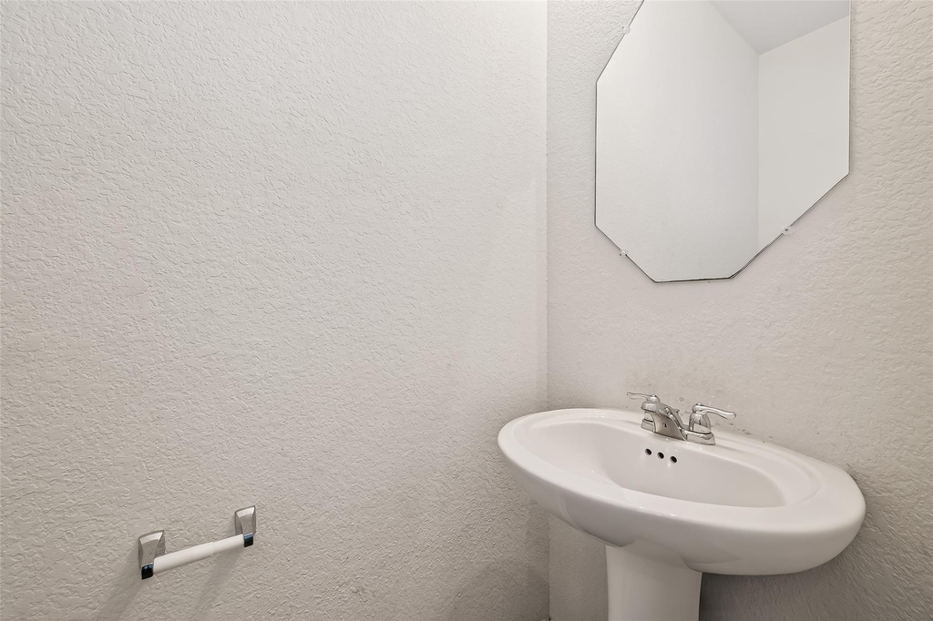 17247 Quiet Song Court - Photo 17