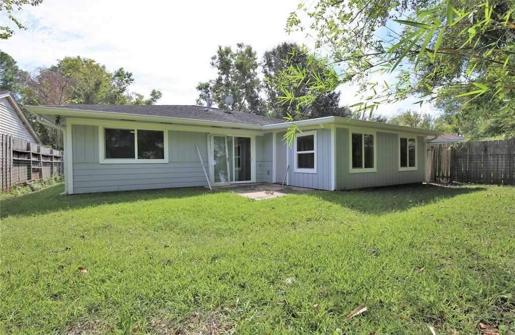 2806 Bluebonnet Street - Photo 14