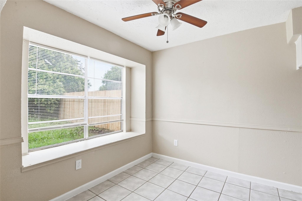 6122 S Greenpark Drive - Photo 8