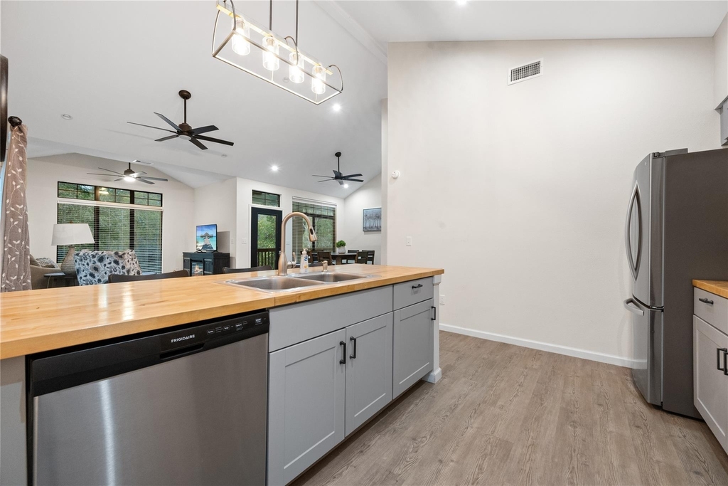 71 White Oak Street - Photo 8