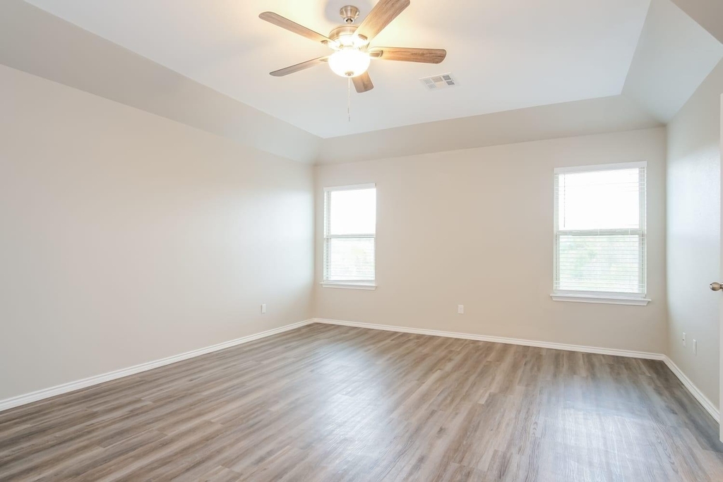 3651 Sandy Brook Drive - Photo 6