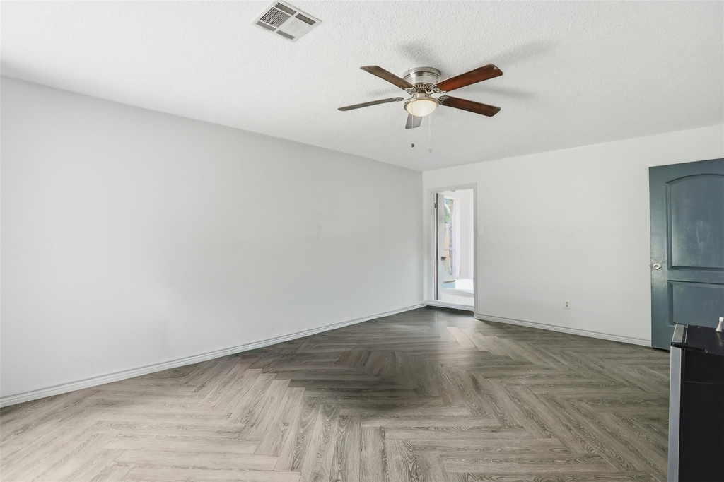 20713 Harvest Hill Lane - Photo 9