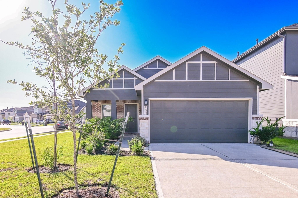 21534 Cypress Trellis Drive - Photo 0