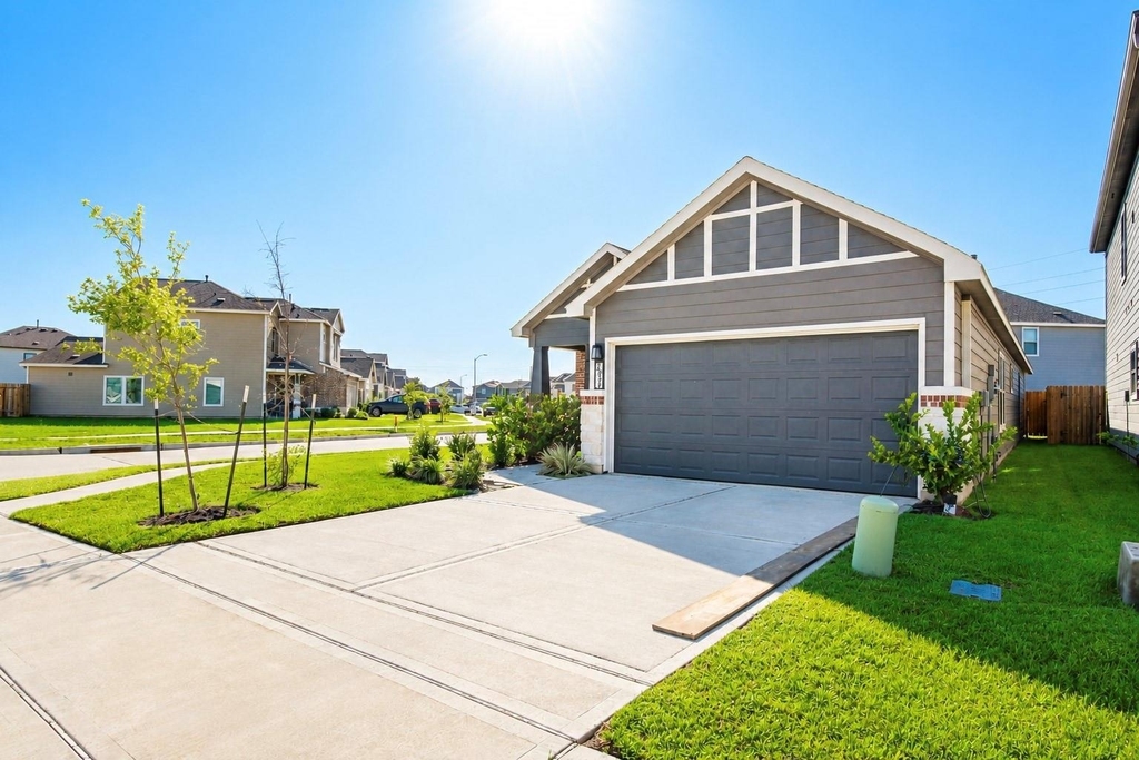 21534 Cypress Trellis Drive - Photo 2