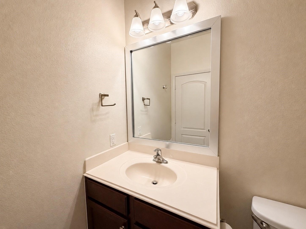 8739 Leclaire Meadow Drive - Photo 16