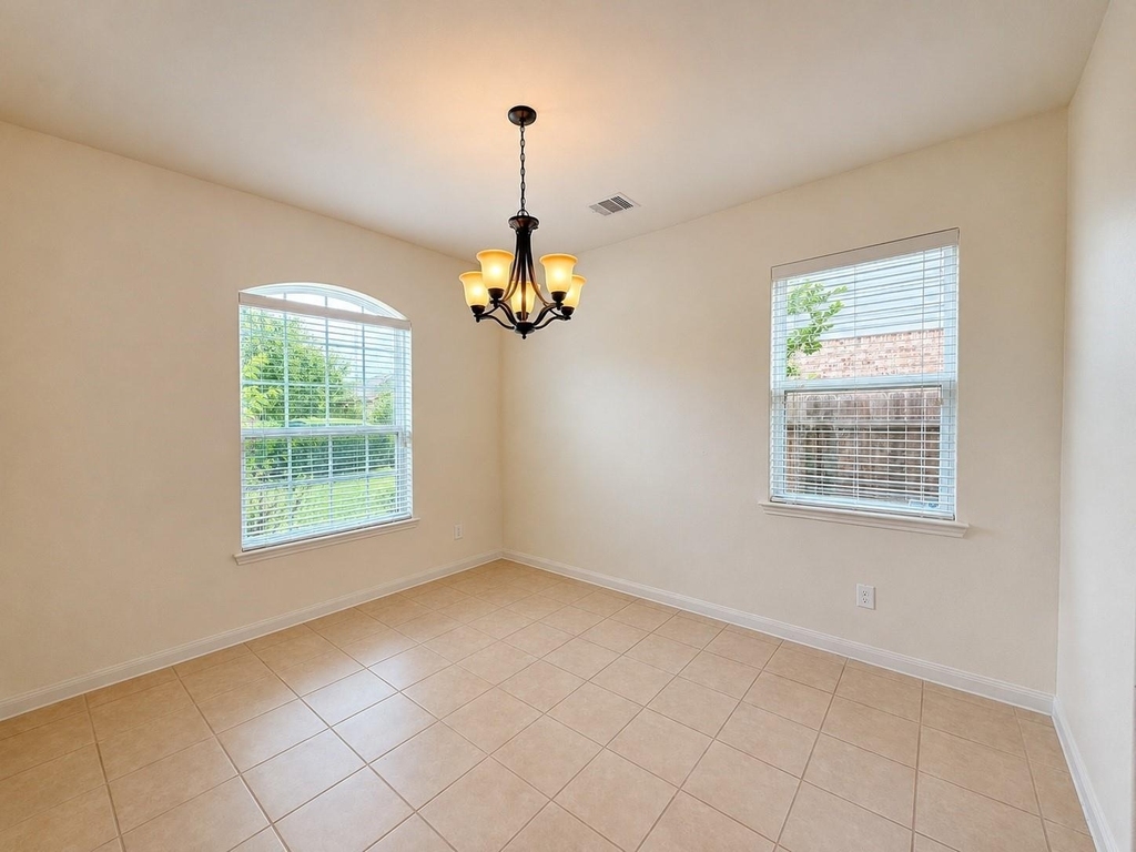 8739 Leclaire Meadow Drive - Photo 10