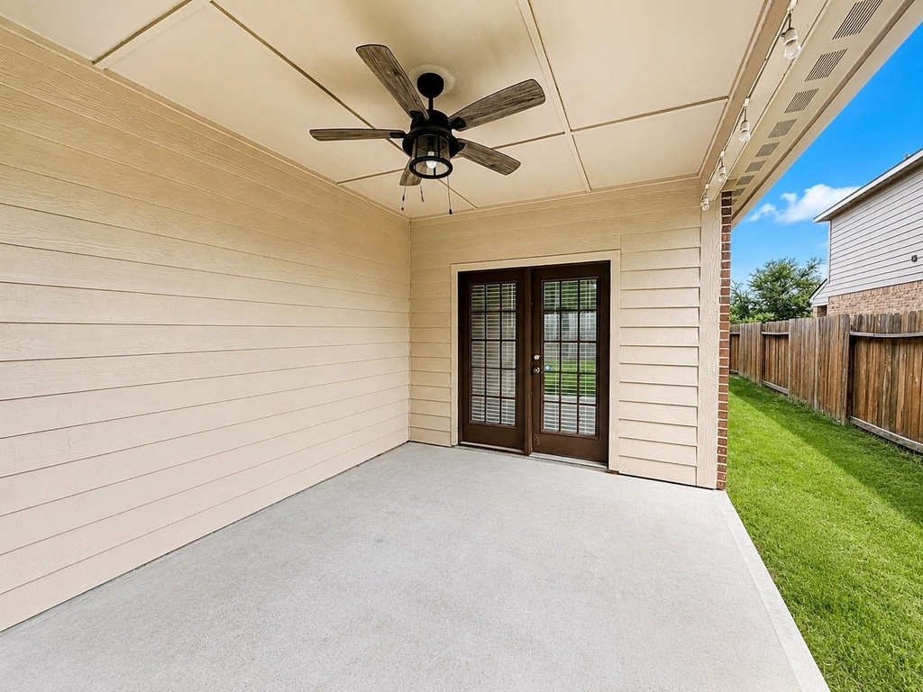 8739 Leclaire Meadow Drive - Photo 19