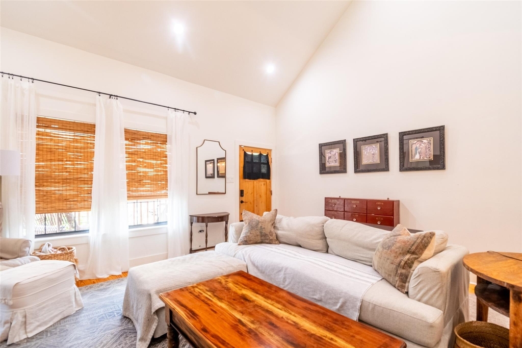 200 Carl Street - Photo 15