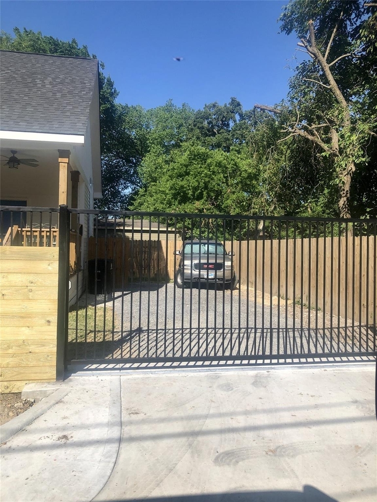 200 Carl Street - Photo 31