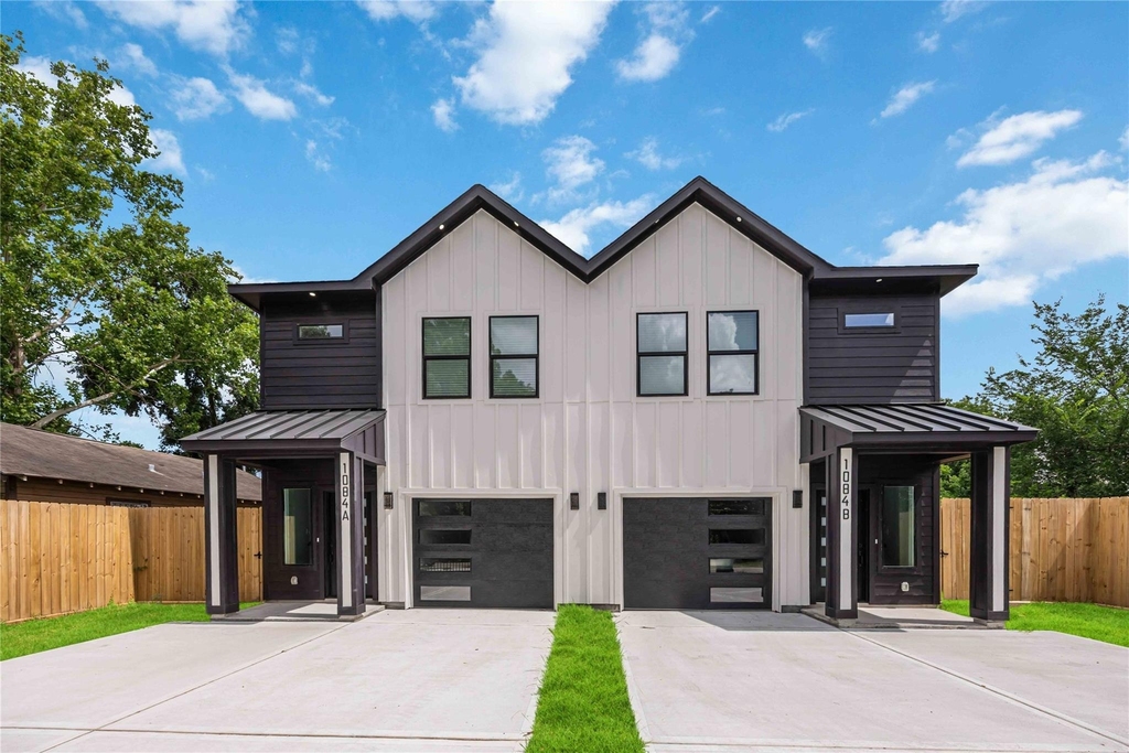 1084 Junell Street - Photo 0
