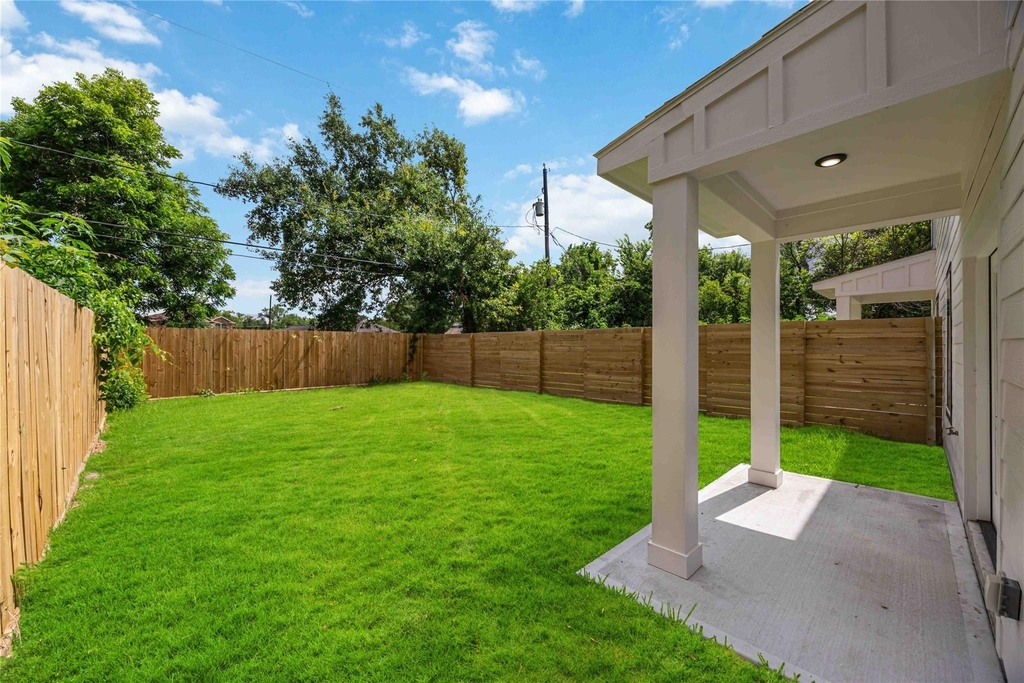 1084 Junell Street - Photo 27
