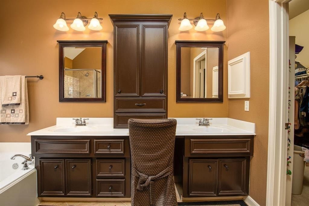 9611 Moonstone Mist Lane - Photo 18