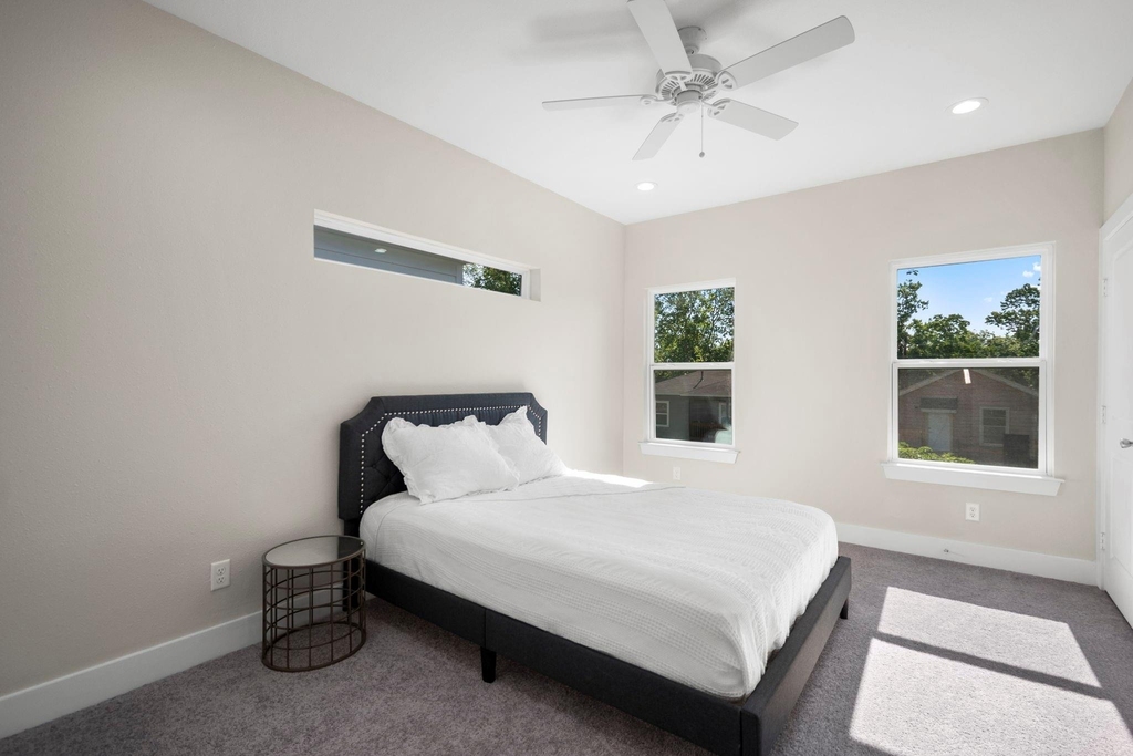8016 Willow Street - Photo 11