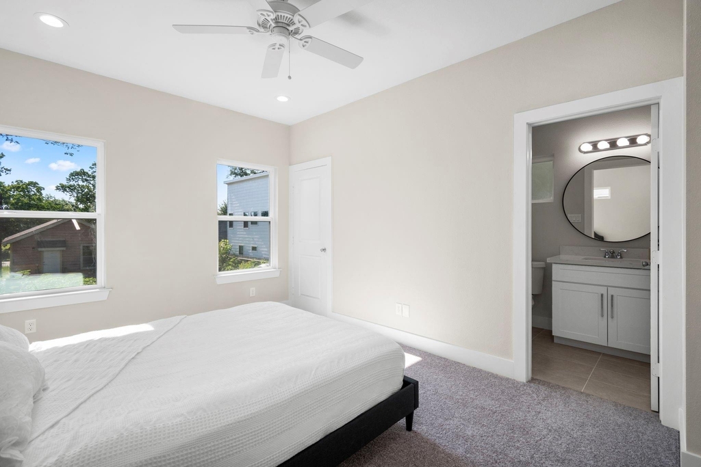 8016 Willow Street - Photo 12