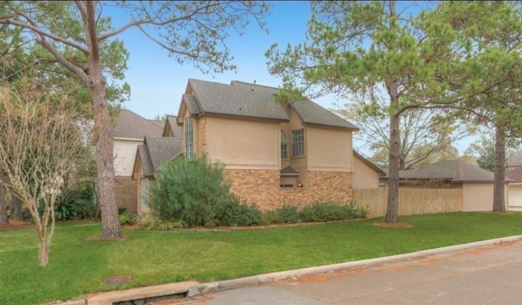 14302 Reissen Lane - Photo 2