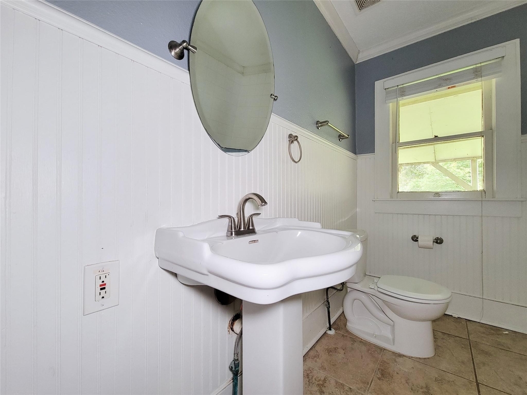 508 W Lang - Photo 19