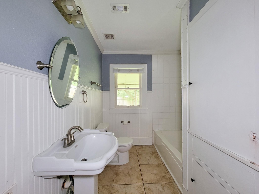 508 W Lang - Photo 18