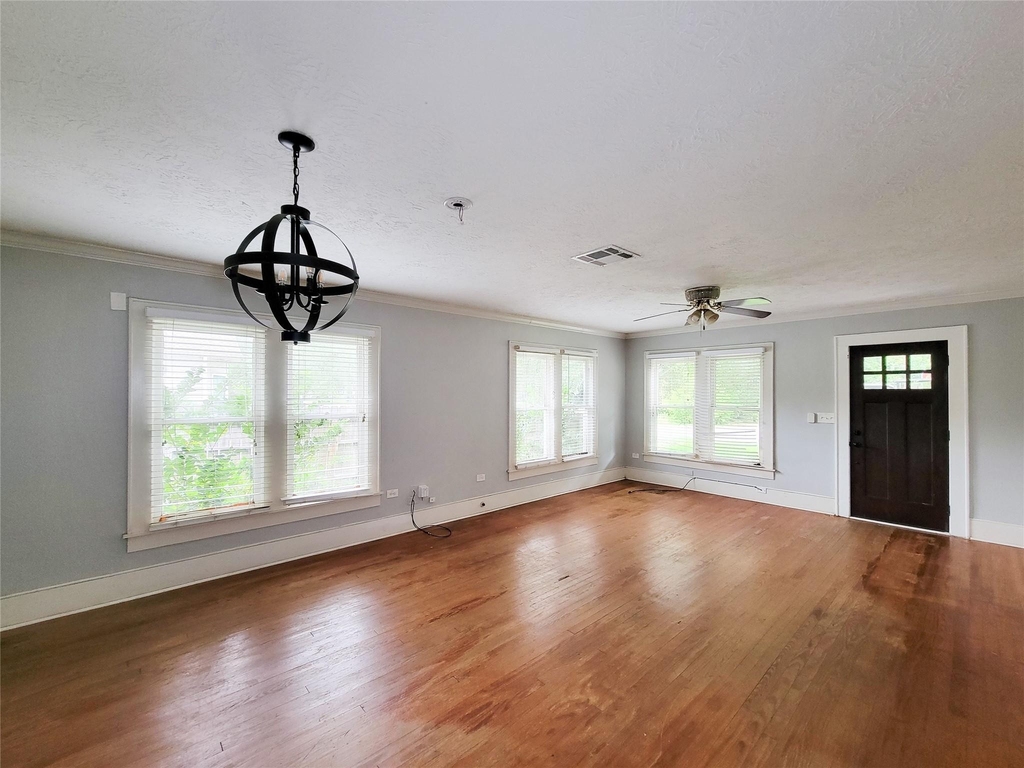 508 W Lang - Photo 6
